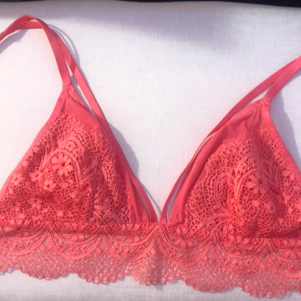victorious secret pink bra 💗